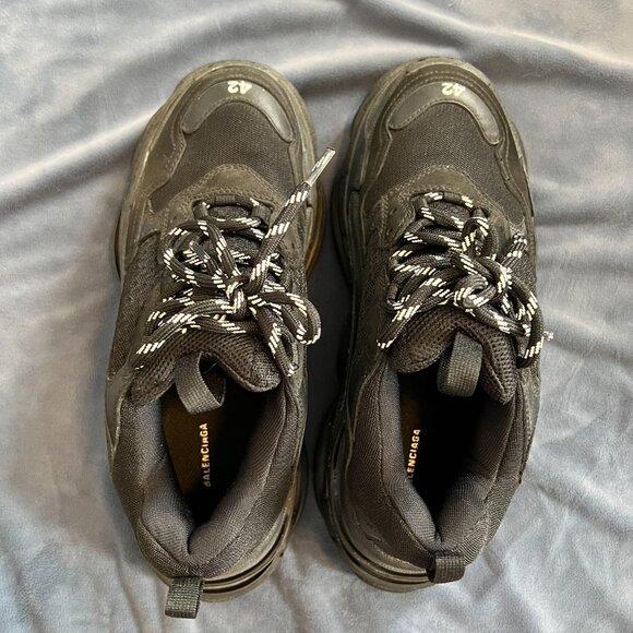 Balenciage Tripe S Sneakers - Picture 2 of 9